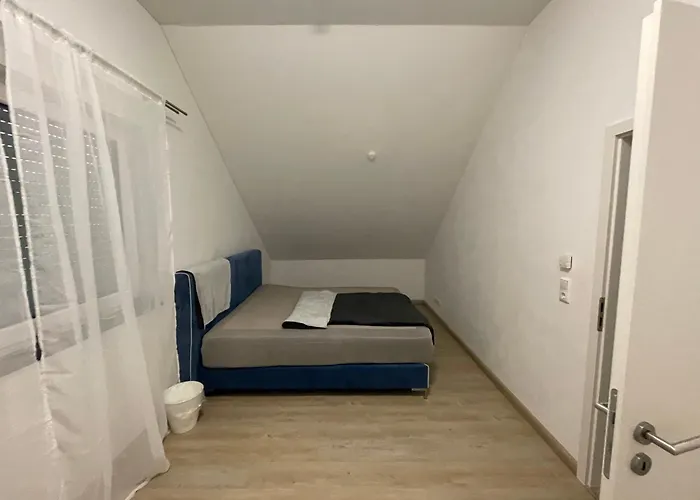 Gemuetliches In - Zentrale Lage Mit Top-anbindung Apartmán *
